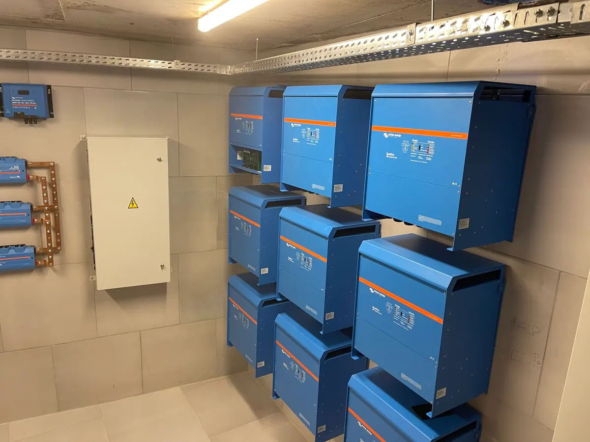 Victron Fronius Microgrid büyük kapasiteli off-grid sistem Urla – İzmir